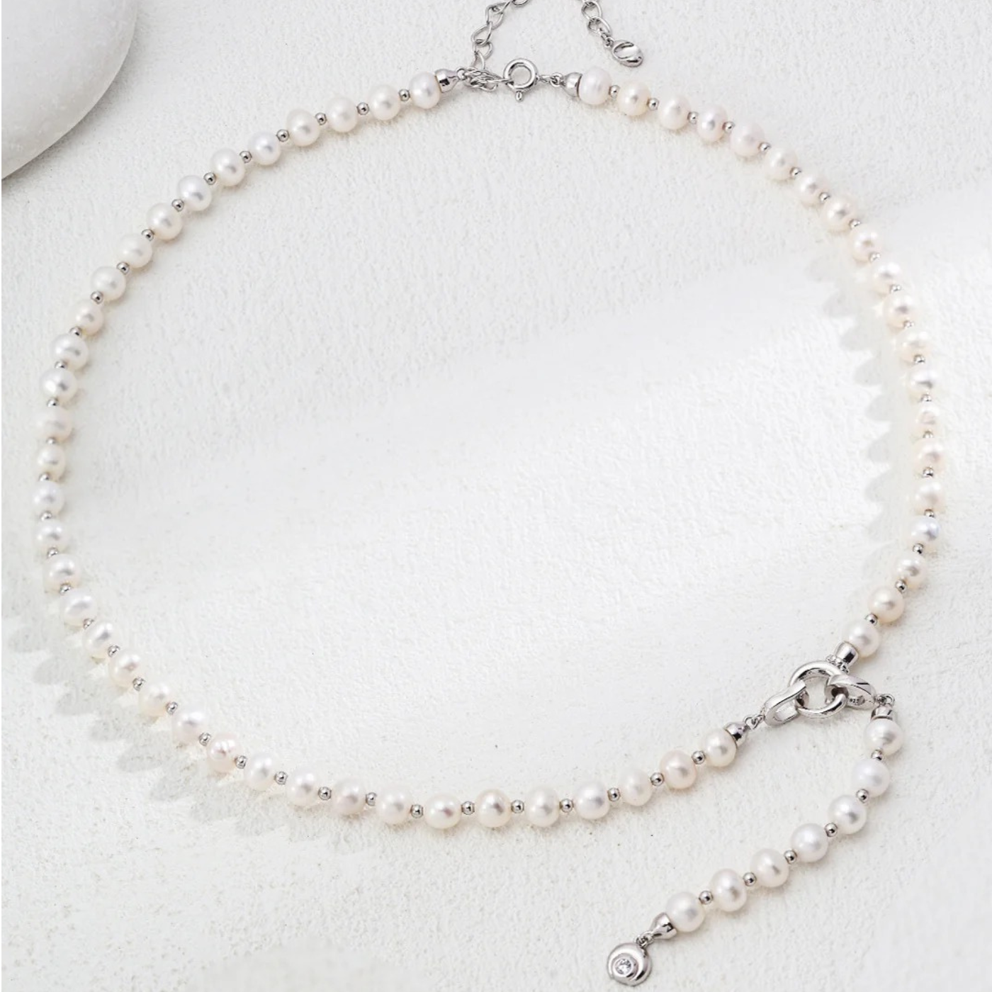 Pearl Toggle Necklace – S925 Sterling Silver in Vintage Gold & White Gold