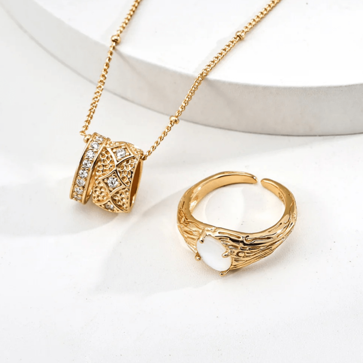 Vintage Zircon Pendant Necklace - S925 Sterling Silver - Beloved Moments Jewels & Co. Inc.