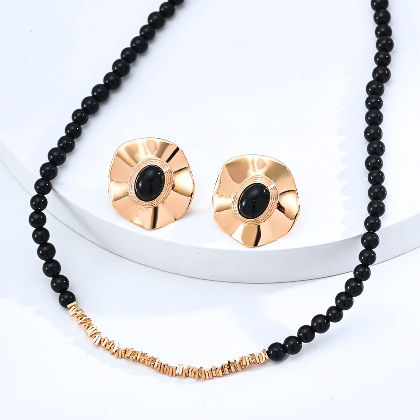 Noir Vintage Gold Onyx Earrings – 925 Silver