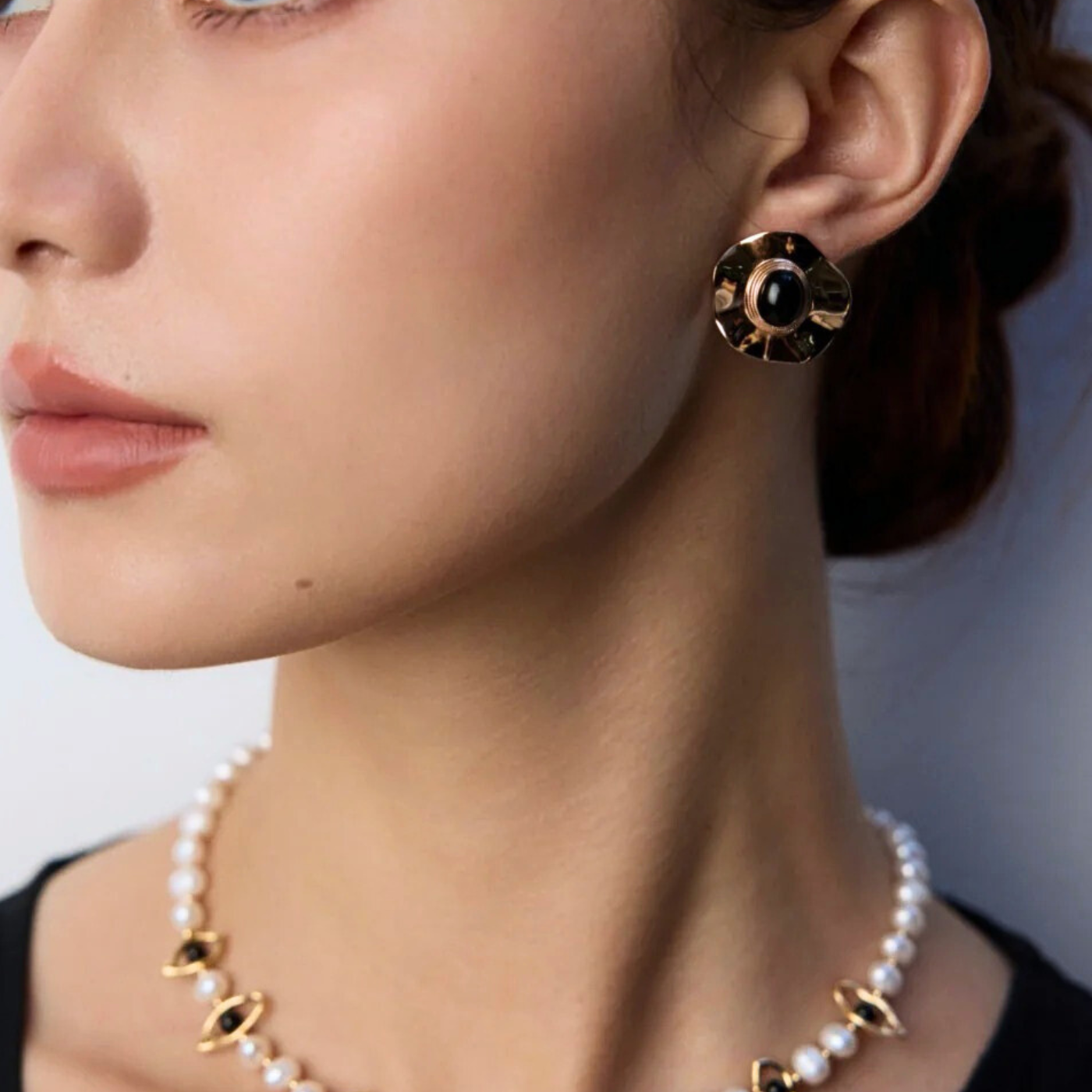 Noir Vintage Gold Onyx Earrings – 925 Silver