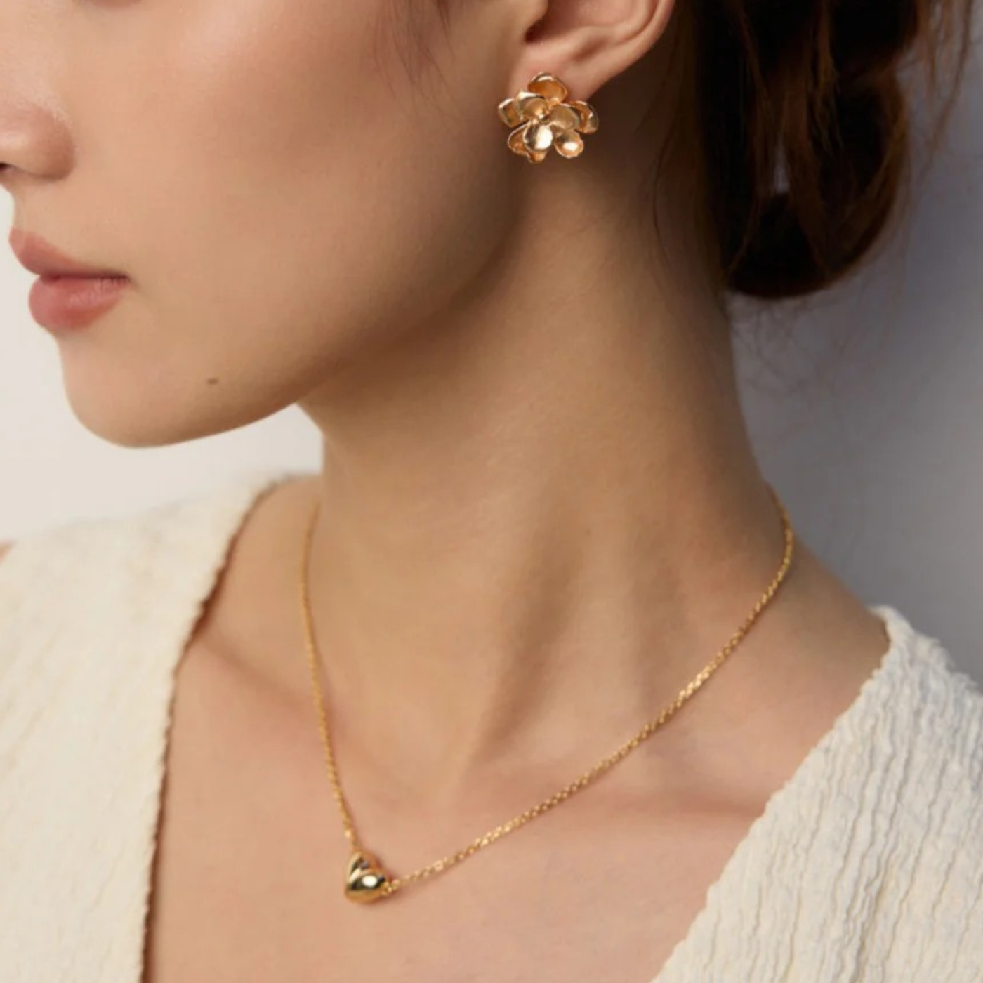 Floral Stud Earrings - S925 Vintage Gold