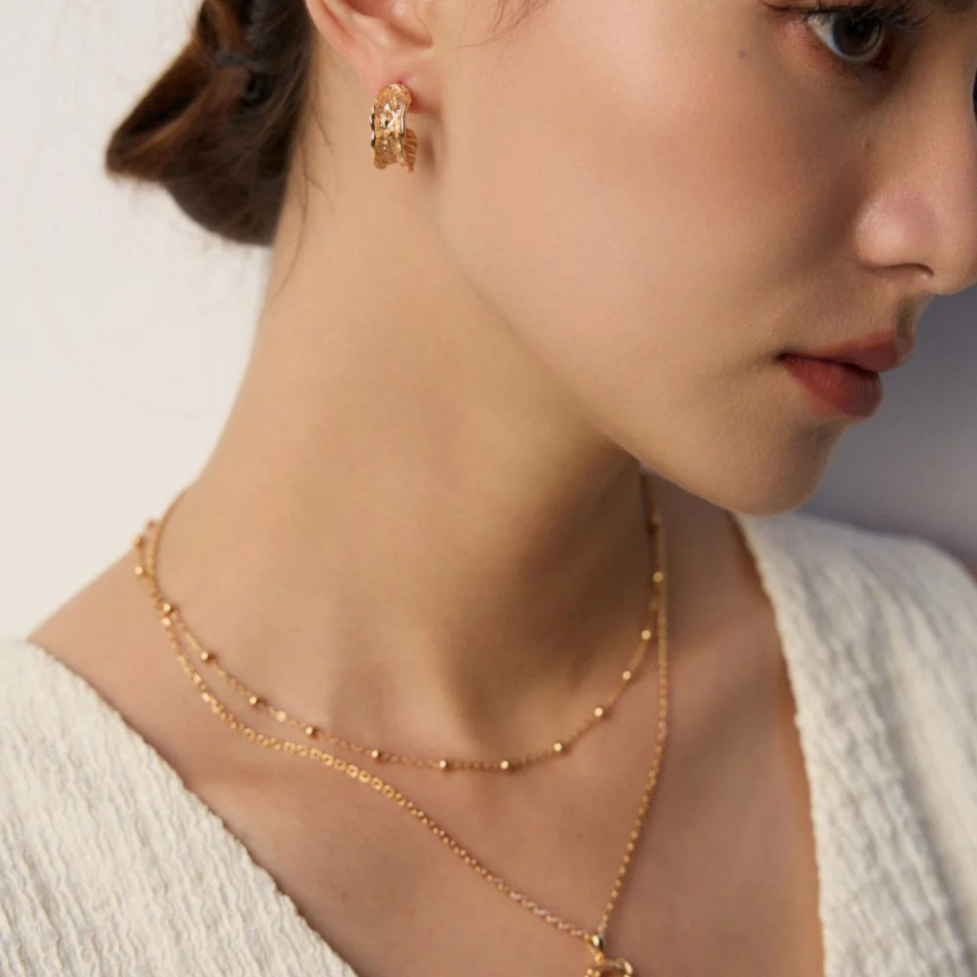 Sculptural Textured Hoop Earrings in S925 Sterling Silver Vintage/ Gold White Gold