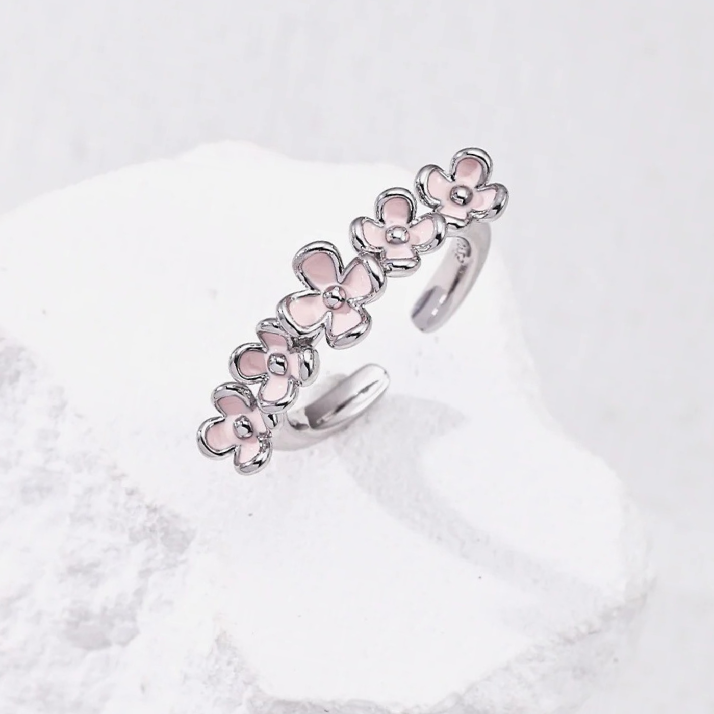 Blossom Enamel Flower Ring – S925 Sterling Silver in Vintage Gold & White Gold