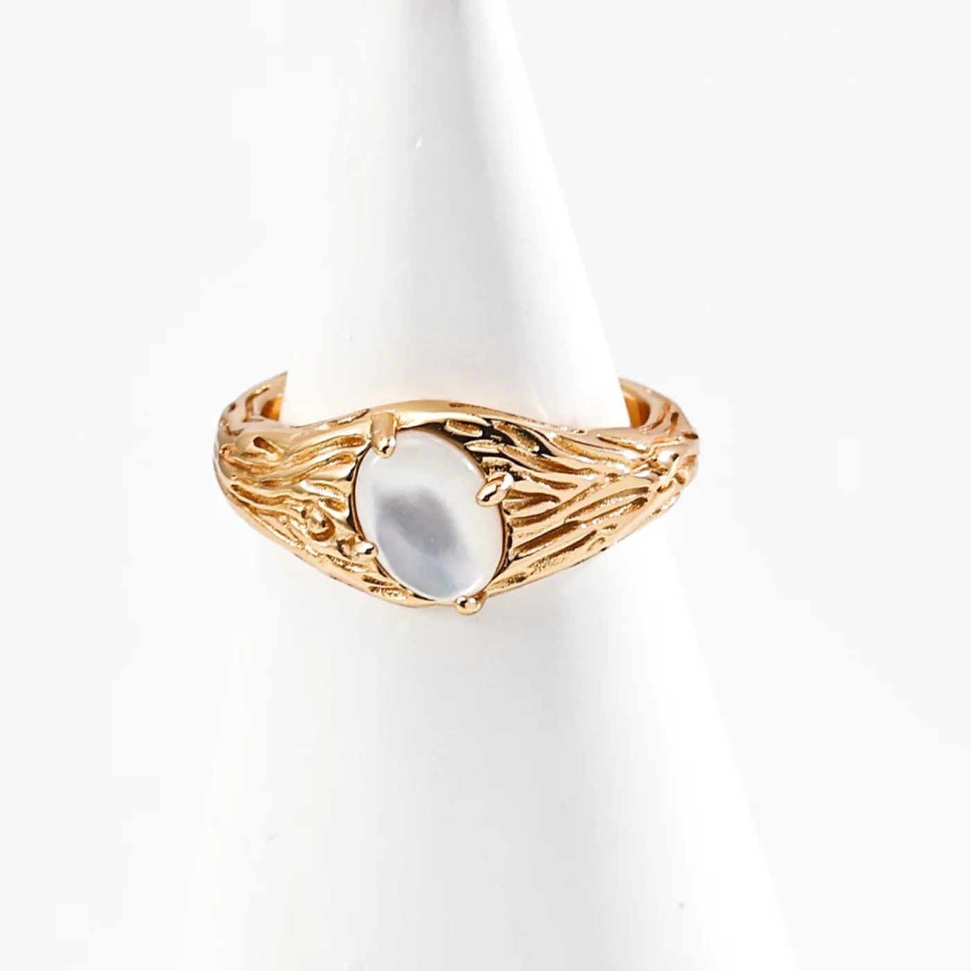 Mother-of-Pearl Ring in S925 Sterling Silver (Adjustable) Vintage Style