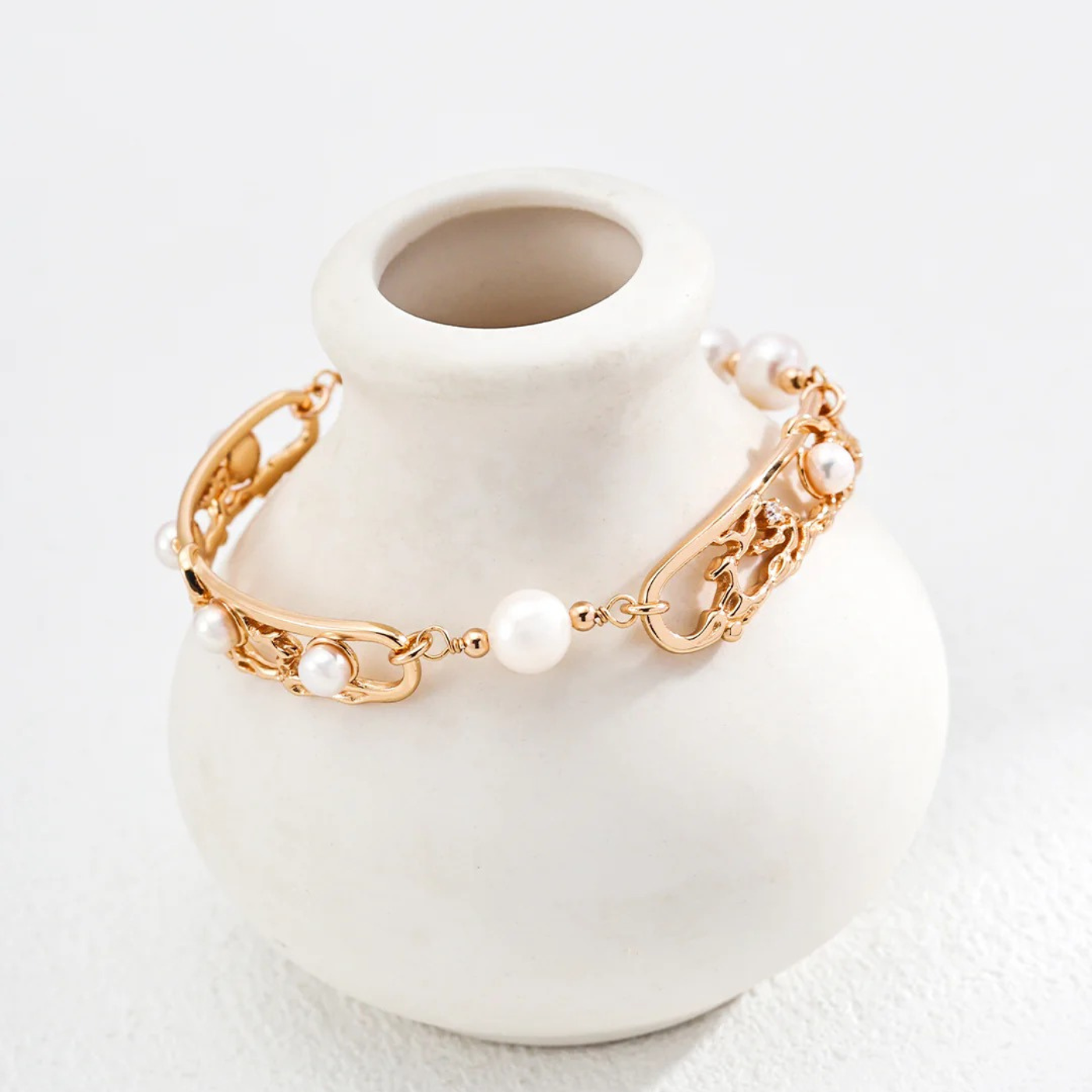 Pearl Vine Bracelet – Adjustable S925 in Vintage