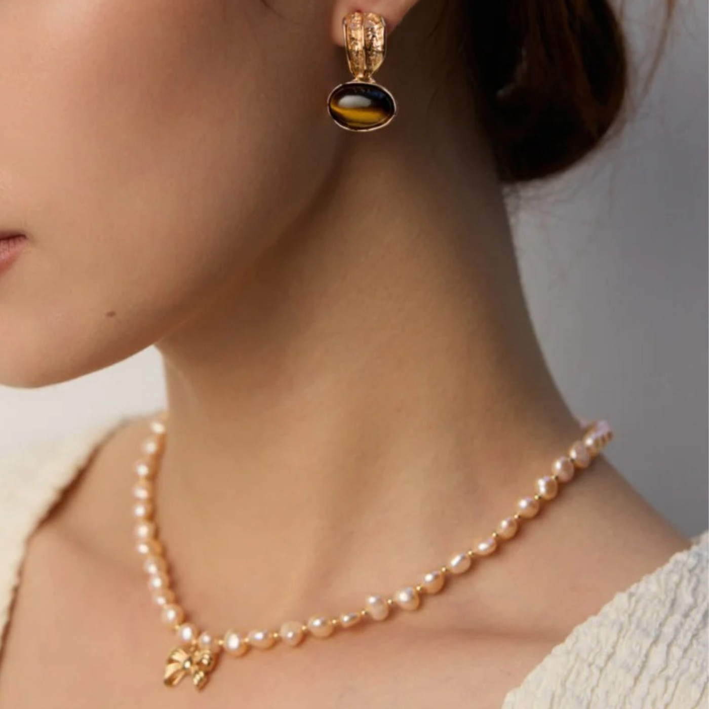 Blush Bow Freshwater Pearl Necklace – S925 Sterling Silver in Vintage Gold