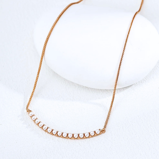 Curved Pearl Bar Necklace – Vintage Gold / White Gold