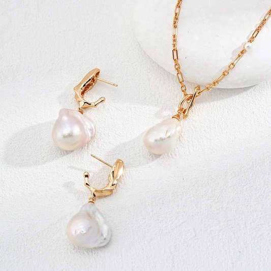 Molten Baroque Pearl Drop Earrings – Vintage Gold / White Gold