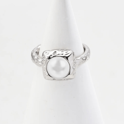 Baroque Pearl Sculpted Ring - 18K Vintage Gold White Gold Plated S925 Silver - Beloved Moments Jewels & Co. Inc.